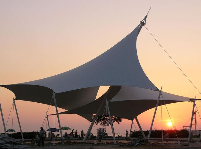 合肥膜結(jié)構(gòu)棚廠家：膜結(jié)構(gòu)安裝注意什么？